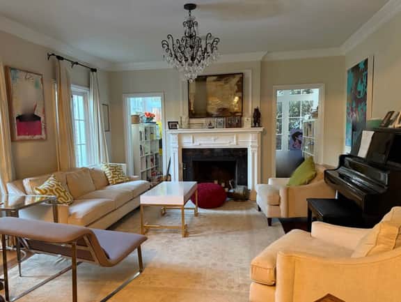 6BD/8BA Pool Spa EV Charger Pets Larchmont Village