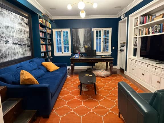 6BD/8BA Pool Spa EV Charger Pets Larchmont Village